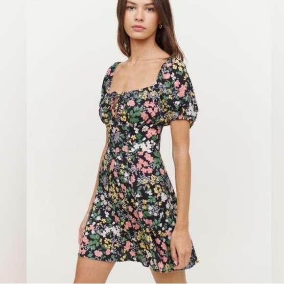 Reformation Dresses & Skirts - Reformation Black Floral Mini Dress